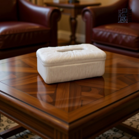 علبة محارم فاخرة